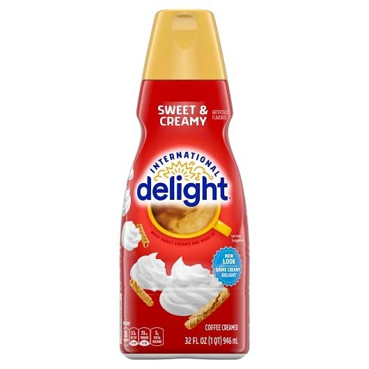 International Delight Sweet and Creamy Coffee Creamer, 32 Fluid Ounce -- 6 per case.