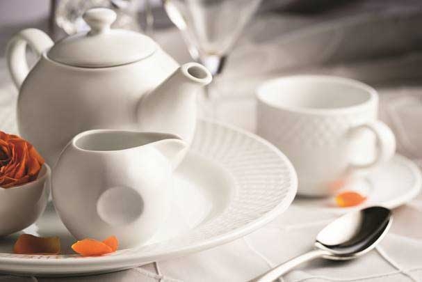 Syracuse Lunar Universal White Tea Pot, 15 Ounce -- 12 per case.