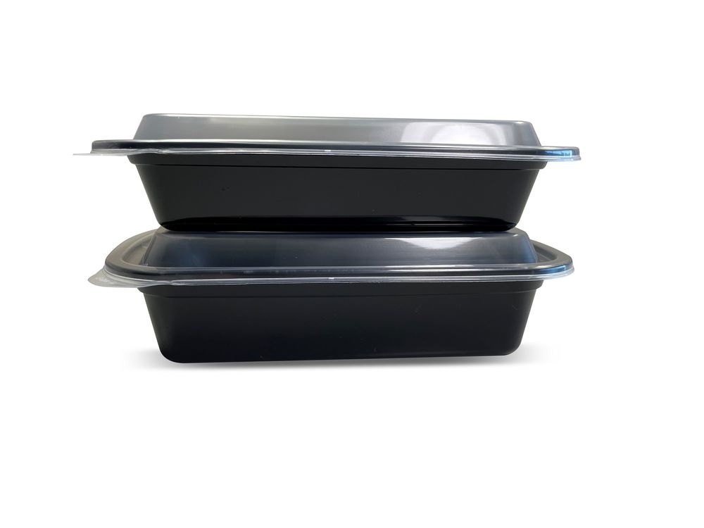 Empress Black Base Rectangle Microwaveable Container with Clear Lid, 28 Ounce Capacity -- 150 per case