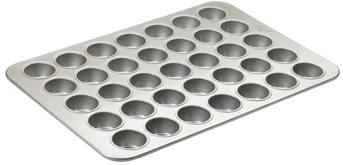 Winco 26 Gauge Glazed Aluminized Steel 35 Cup Cupcake Pan, 3.8 Ounce -- 4 per case
