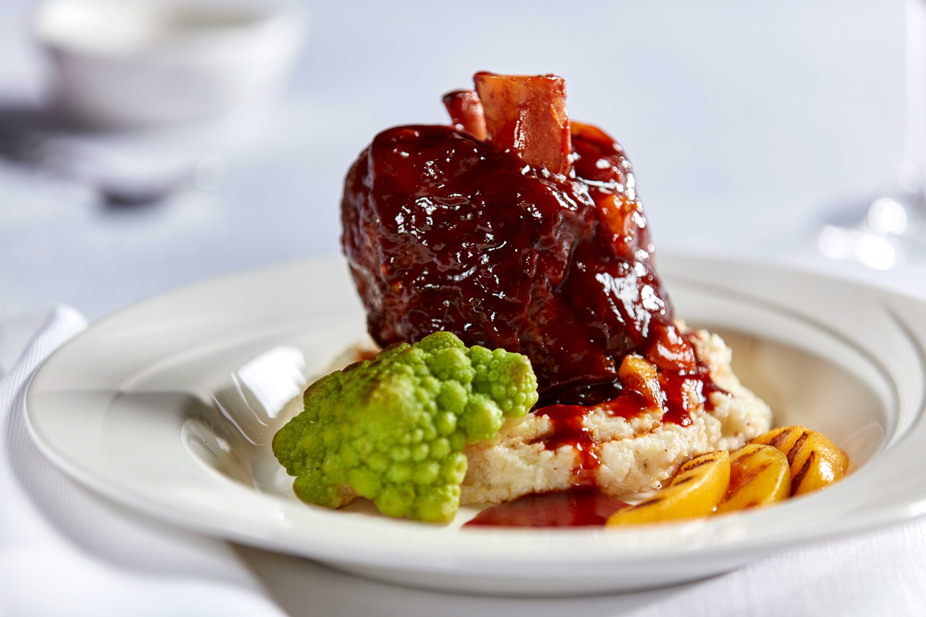 Bonewerks Culinarte Braised Balsamic Barbecue Pork Shank Meat - Fully Cooked -- 12 per case.