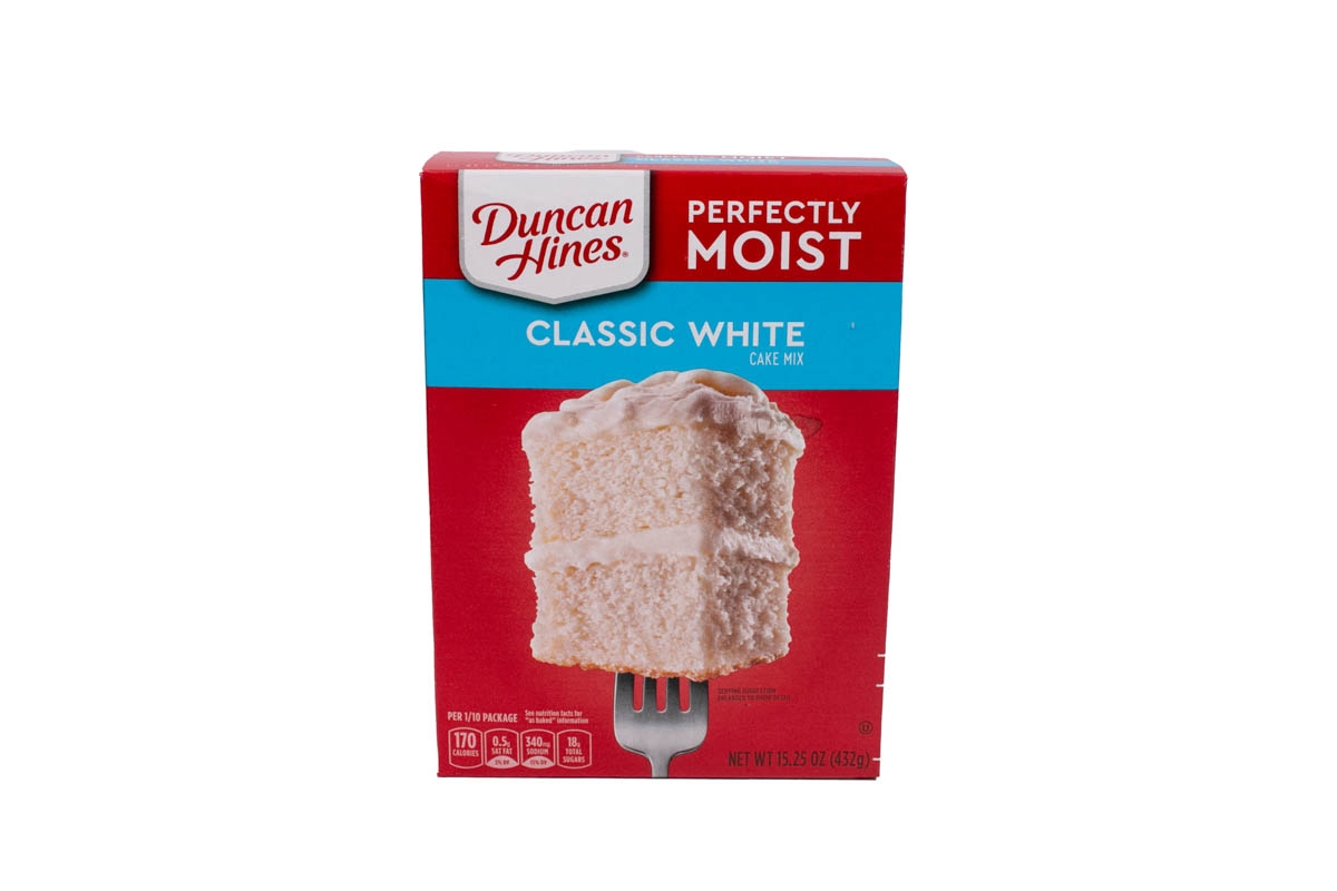 Duncan Hines Classic White Layer Cake Mix, 15.25 Ounce -- 12 per case.