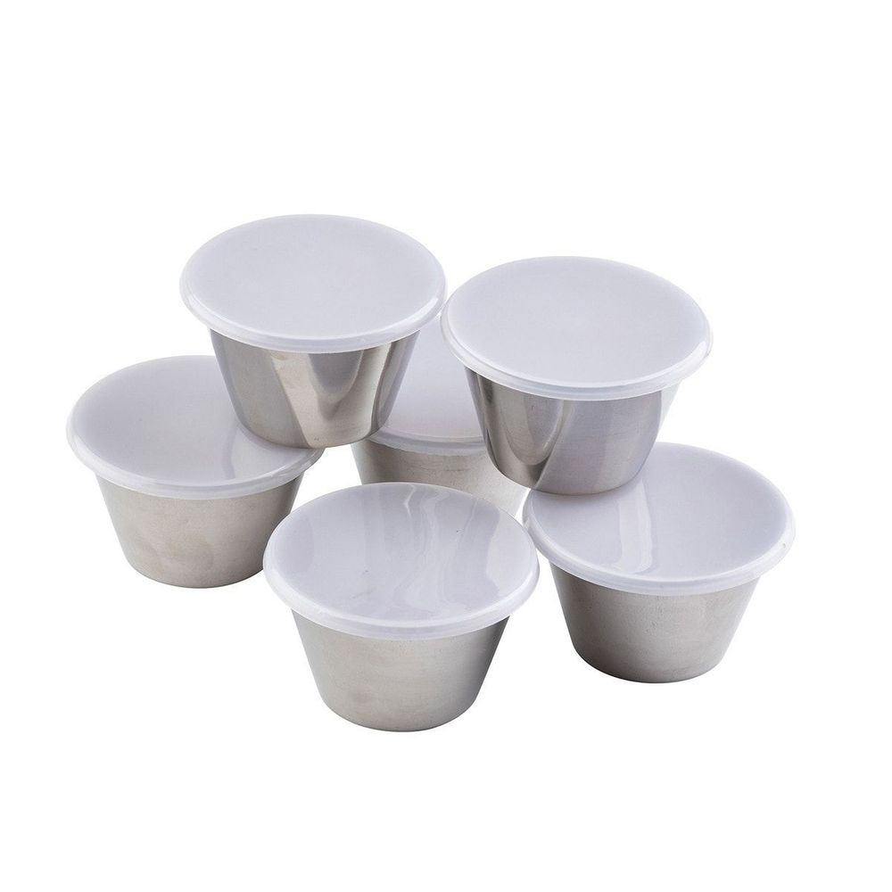 Tablecraft 5 Ounce Round Stainless Steel Ramekin with Clear Lids, 6 count -- 6 per case